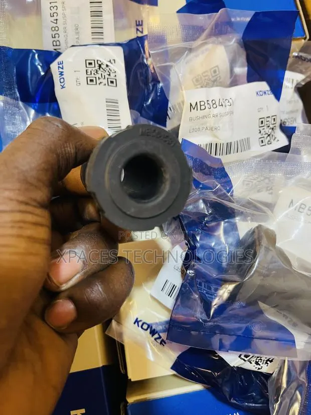 Bushing Suspension Spring for Mitsubishi L200 Triton Pajero