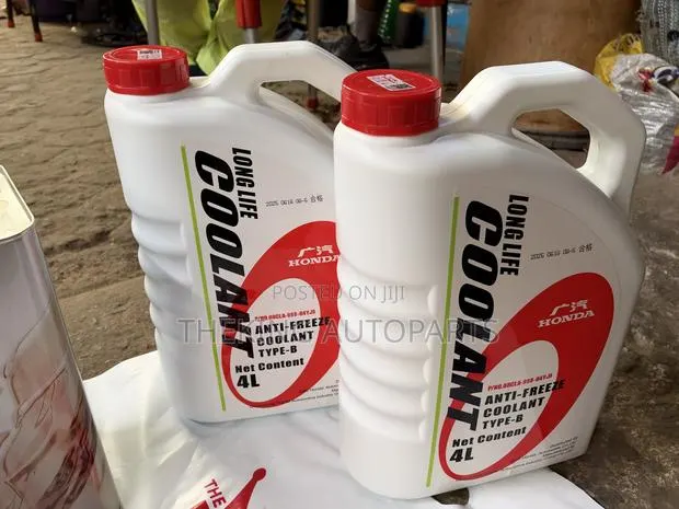 Honda Coolant Blue. · Photo 1