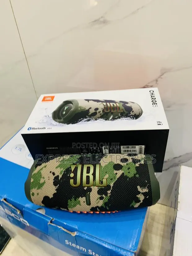 Rich Sound Effects Charge 5 Bluetooth Speaker JBL · Photo 1