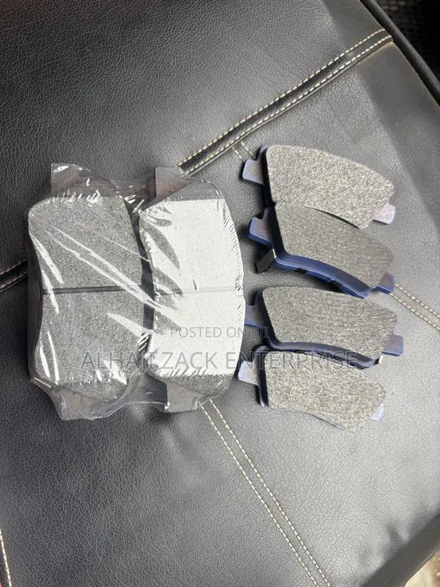Hyundai Elantra 2014 Front and Back Break Pad · Photo 1