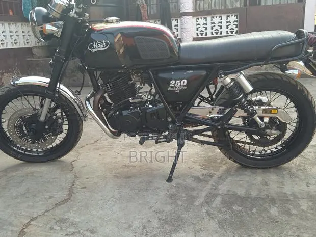 Suzuki 2020 Black · Photo 1