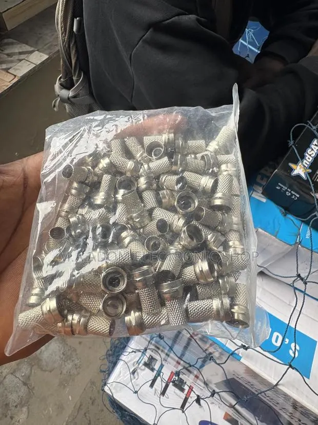 Rf Connector 1 Pac · Photo 1