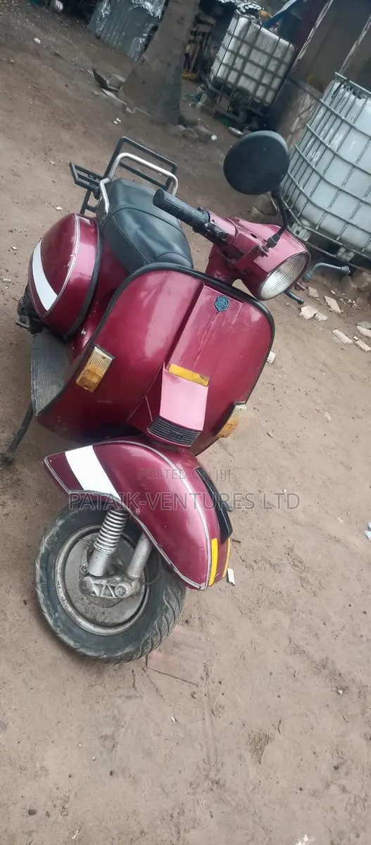 Vespa 150 Super 2009 Beige · Photo 1