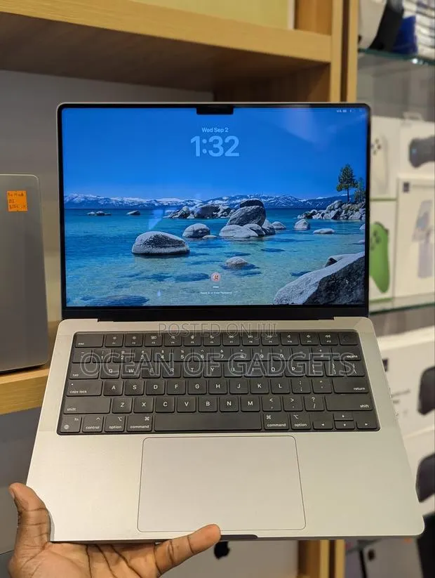 Laptop Apple MacBook Pro 2020 16GB Apple M1 Pro SSD 1T · Photo 1