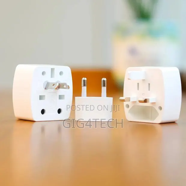 Heatz Za56 Universal Travel Adapter Plug · Photo 1