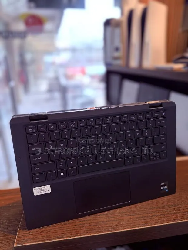 Laptop Dell Latitude 7430 16GB Intel Core i5 SSD 512GB · Photo 1