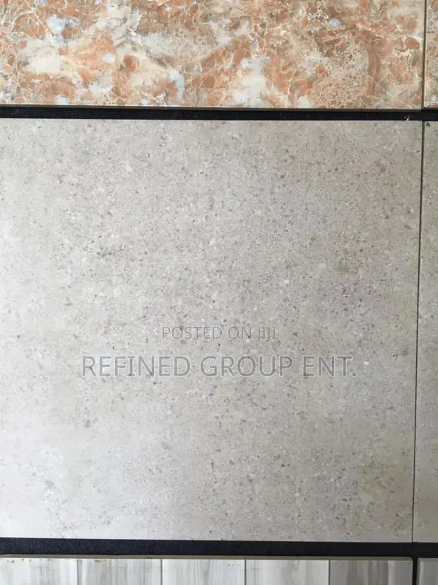Twyford 40/40 Rustic/Rough Tile · Photo 1