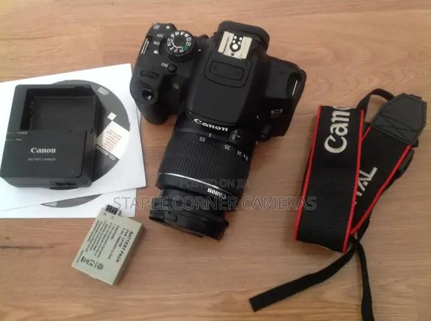 Canon EOS 700D Digital Camera · Photo 1