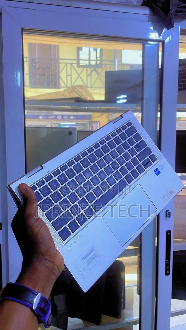 Laptop HP EliteBook 840 G8 16GB Intel Core i5 SSD 256GB · Photo 1