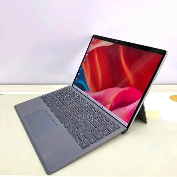 New Laptop Microsoft Surface Pro 7 16GB Intel Core i7 SSD 512GB · Photo 1