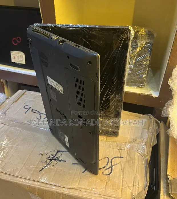 Laptop Acer Aspire 5733 6GB Intel Core i3 HDD 320GB · Photo 1