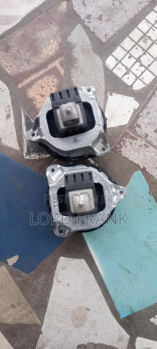 BMW G30 Engine Seat · Photo 1