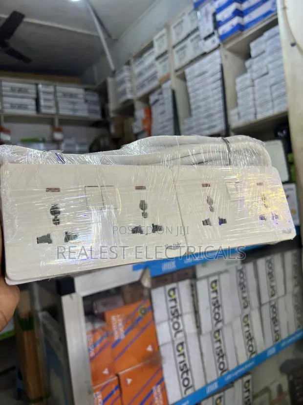 13A Socket Extension · Photo 1
