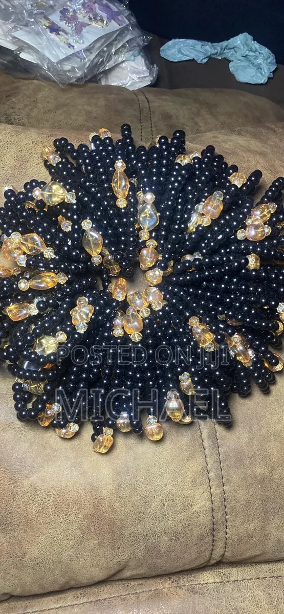 Bead Bracelet for Kids and Adults · Photo 1