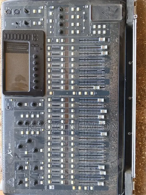 Midas X32 Mixer for Sale · Photo 1