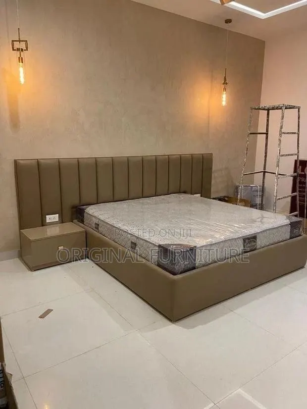 Queen Size Bed Frame Mattress and Side Drawers · Photo 1