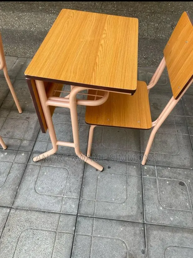 School Furniture - Desks · Photo 1