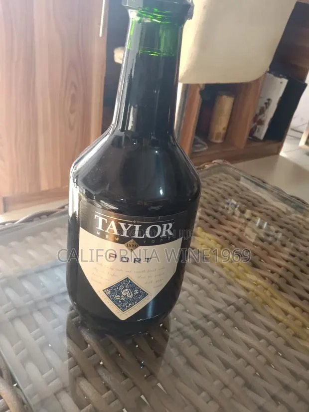 Taylor Port · Photo 1