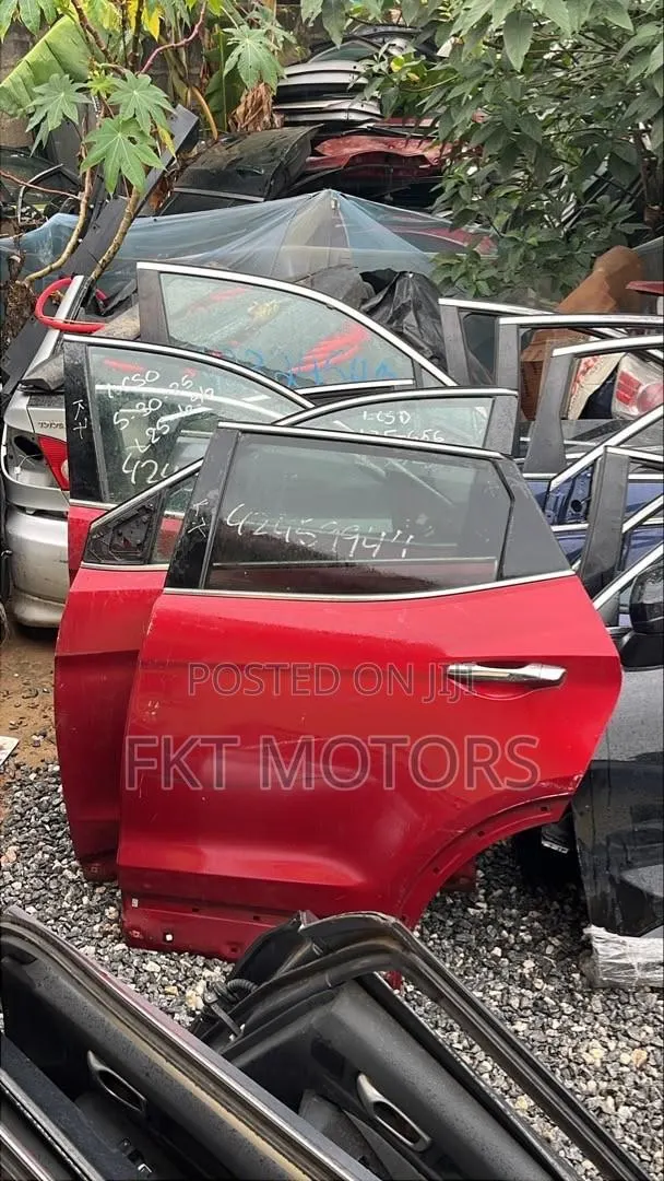 Hyundai Santa Fe Doors Set 2016,2017,2018,2019 · Photo 1