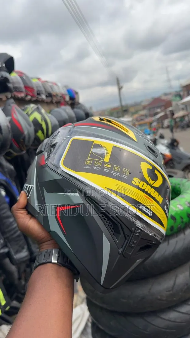 Motor Helmet · Photo 1