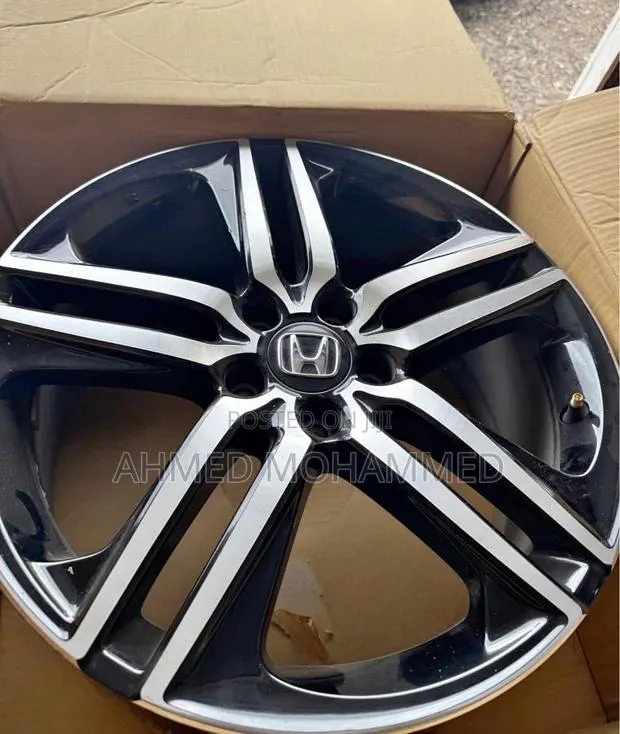 Honda Alloy Rim 18-Inch · Photo 1