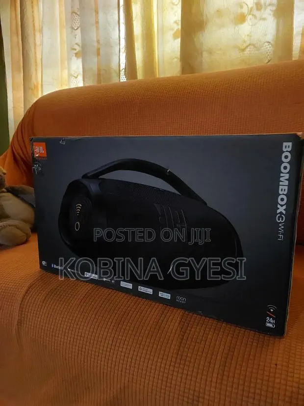 JBL Boombox 3 Wifi · Photo 1