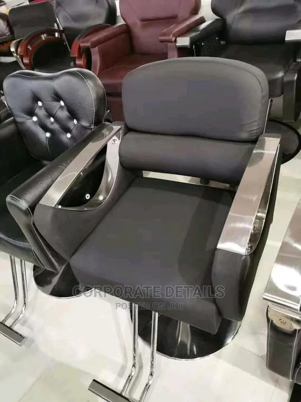 Barber Chairs · Photo 1