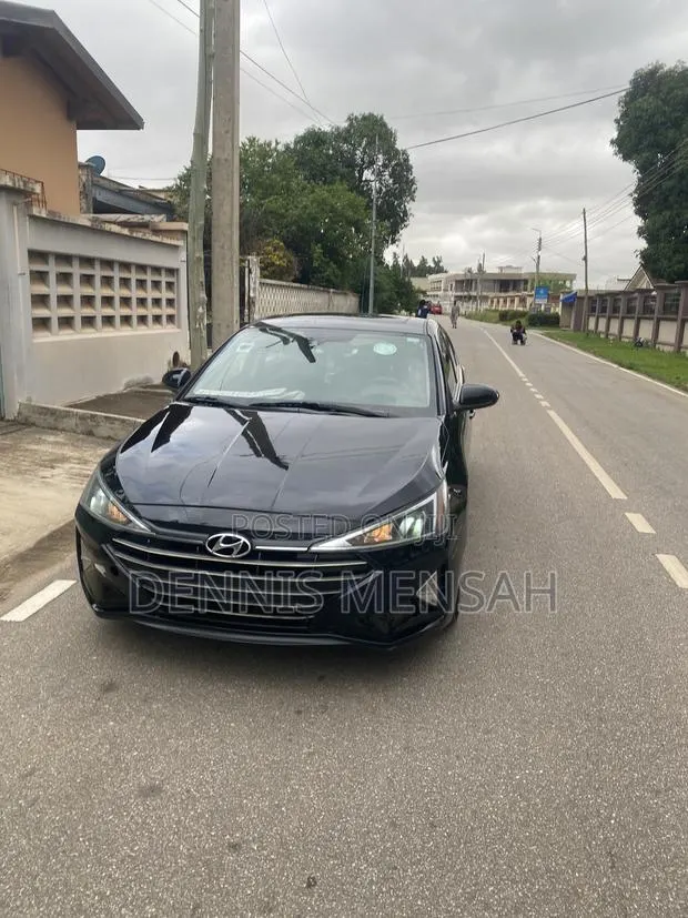 Hyundai Elantra Value Edition 2019 Black · Photo 1
