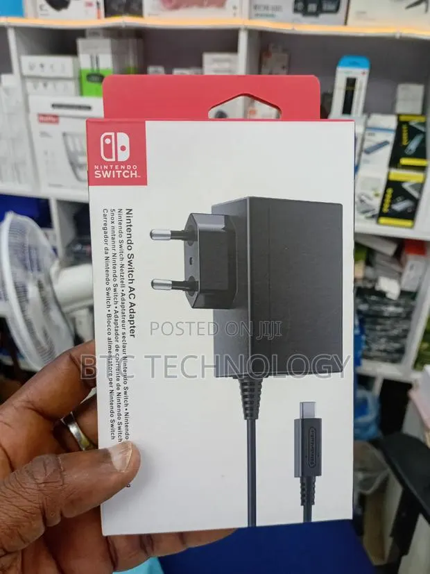 Nintendo Switch Charger Type C · Photo 1