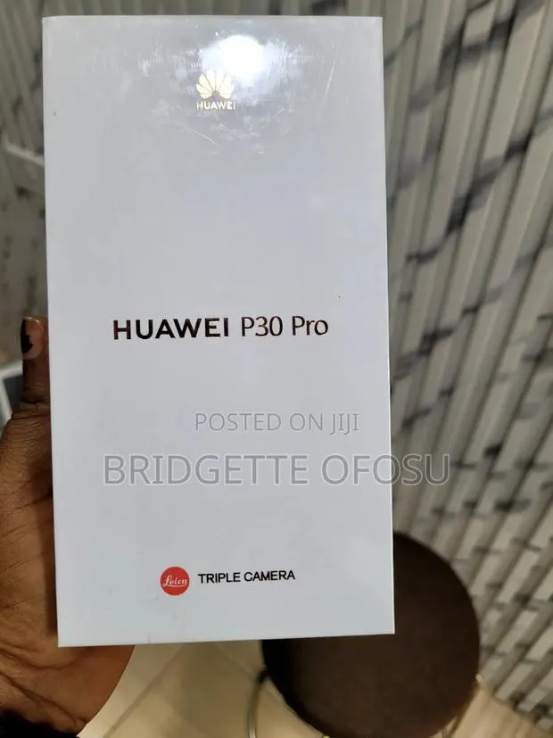 New Huawei P30 Pro 128 GB Black · Photo 1