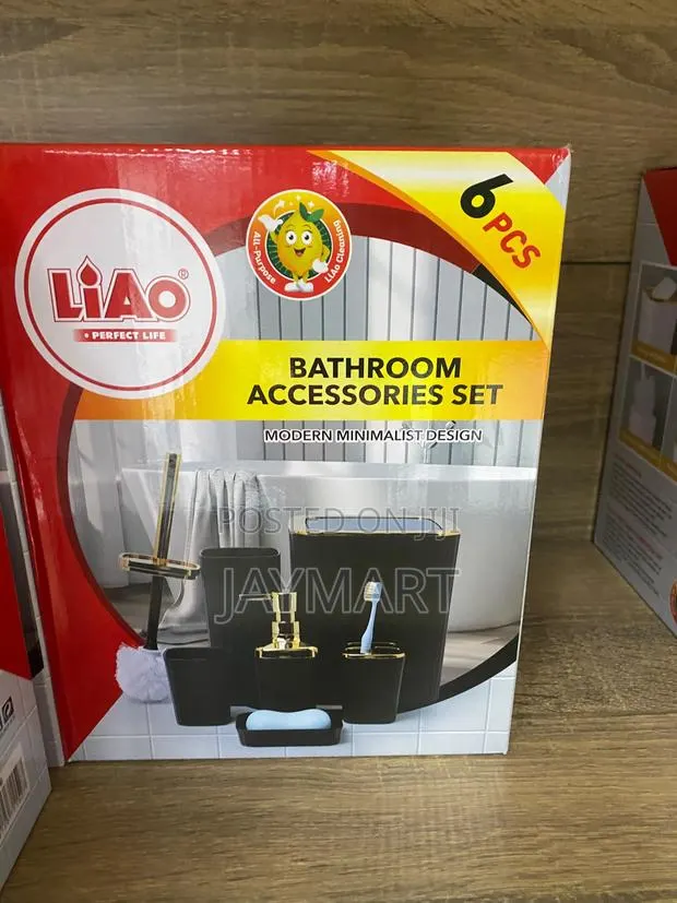 Bathroom Accessories Set · Photo 1
