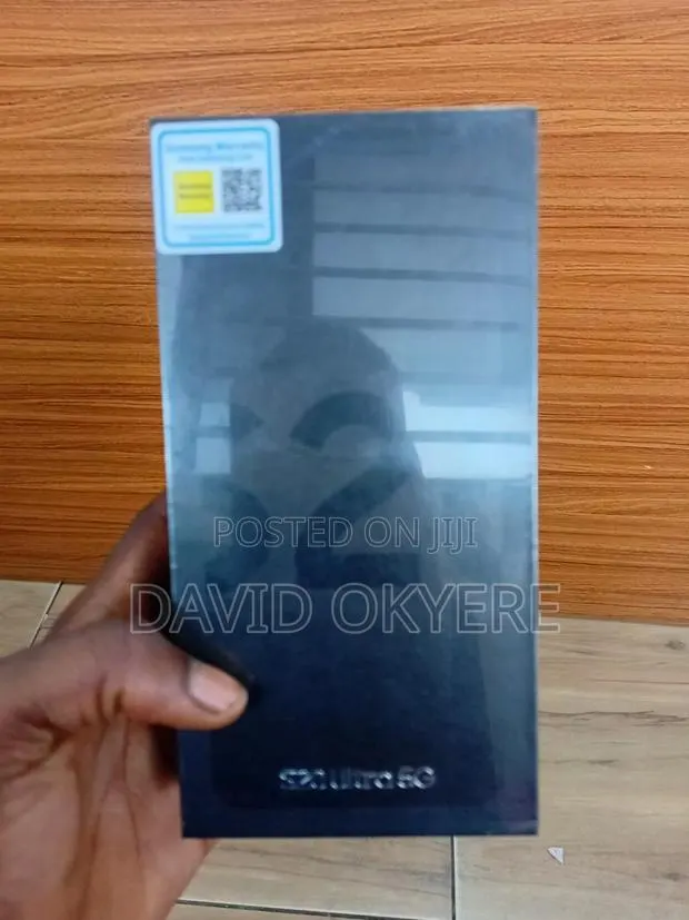 New Samsung Galaxy S20 Ultra 128 GB Black · Photo 1