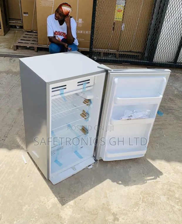 Kindly New Midea Single Door Table Top Refrigerator 93l · Photo 1