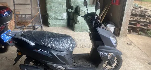 New Zongshen Street Bike CG 125 2026 Black · Photo 1