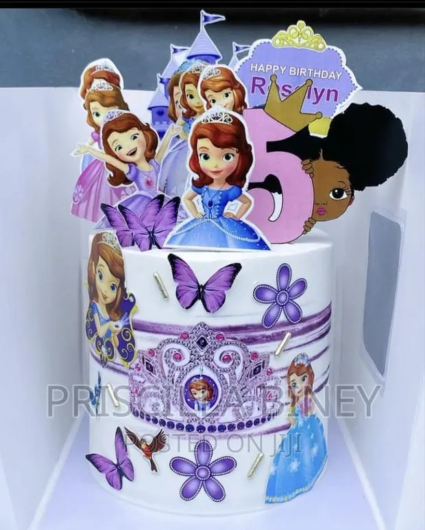 Sofia Character Birthday Cake · Photo 1