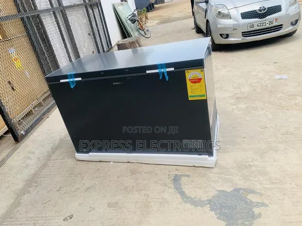 Ultra Modern Sleek Chest Freezer Single Door Samsung371l · Photo 1
