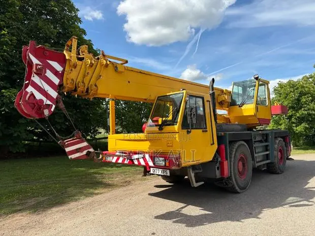 PPM Crane 35T for Sale at Porte · Photo 1