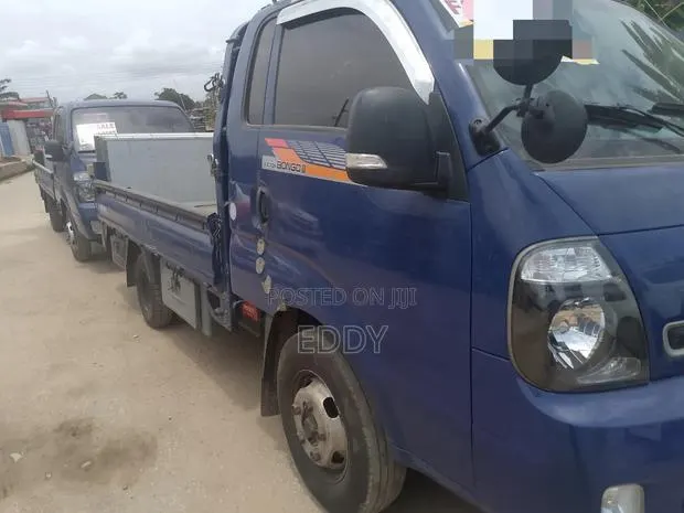 2018/ 2017 Kia Bongo III · Photo 1