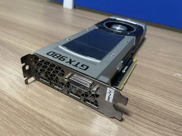 GTX 980 Graphics Card · Photo 1