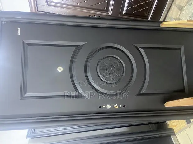 Rough Security Door · Photo 1