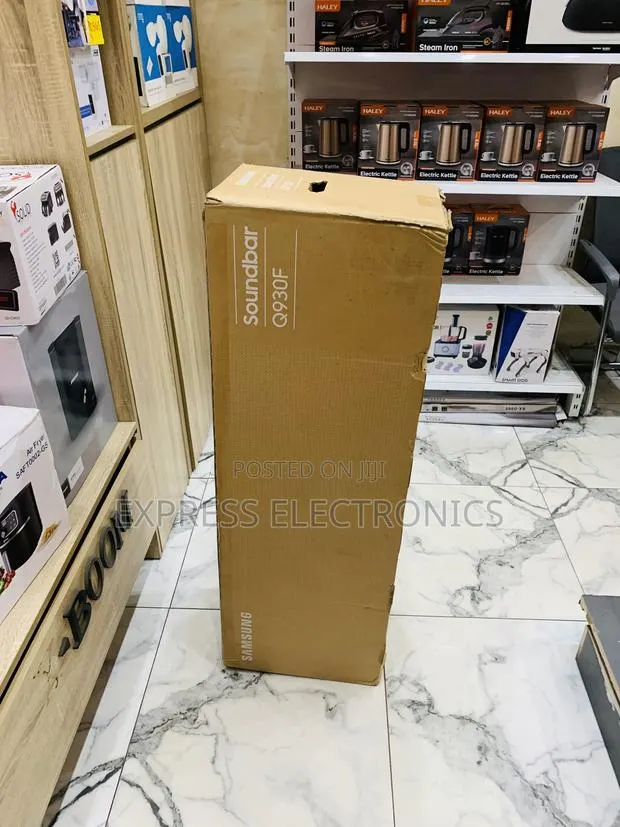 Get a New Sleek Samsung Q930f Sound System · Photo 1