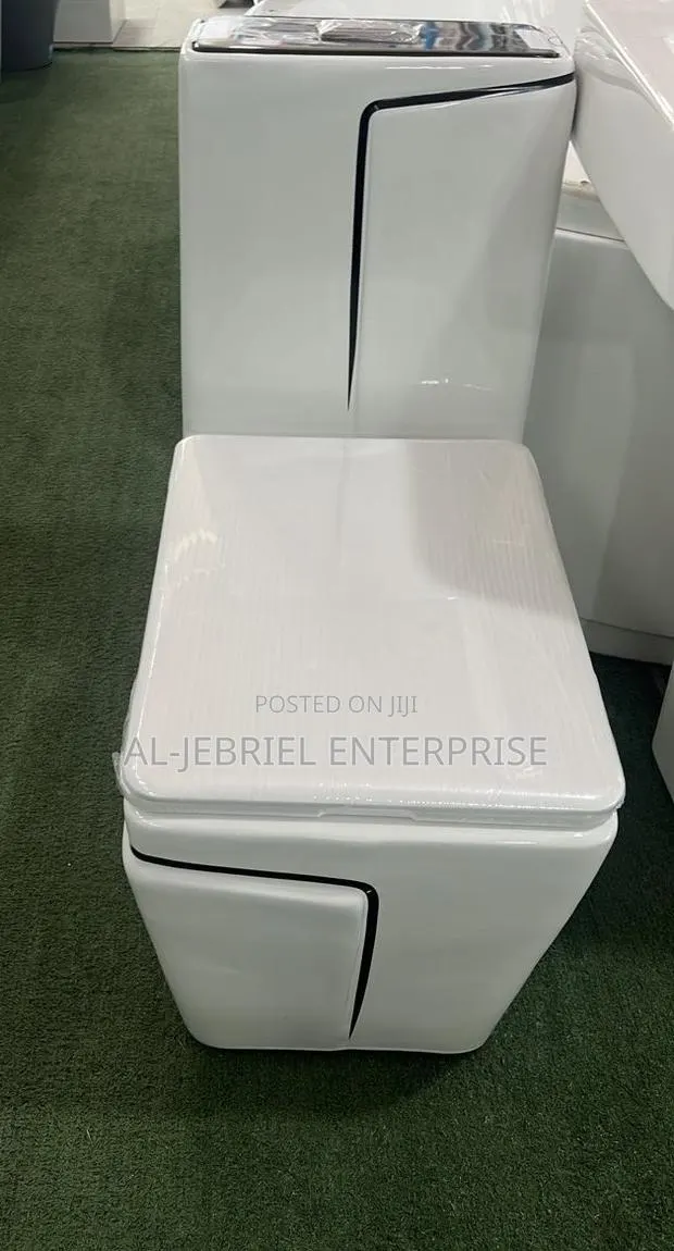 One Piece Toilet Wc · Photo 1