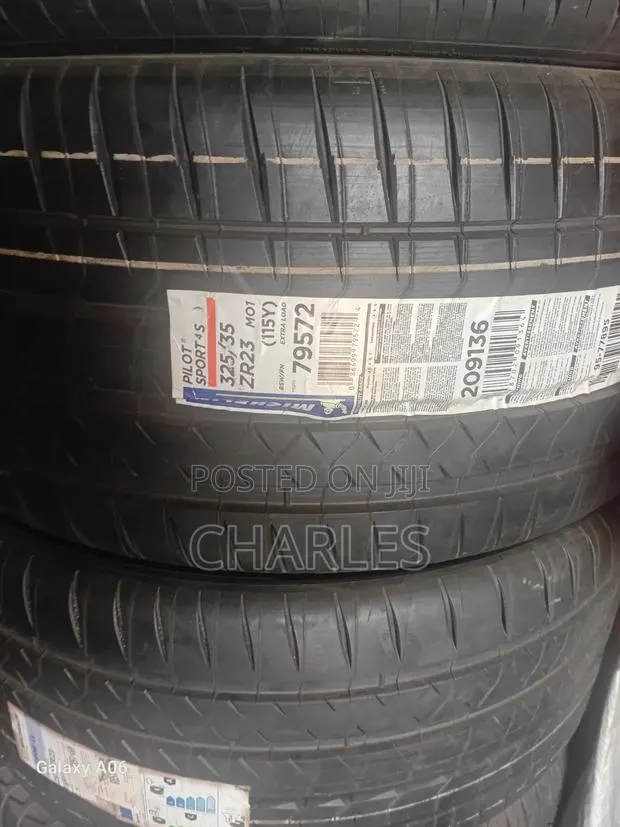 325/35zr23 Michelin Tyres · Photo 1
