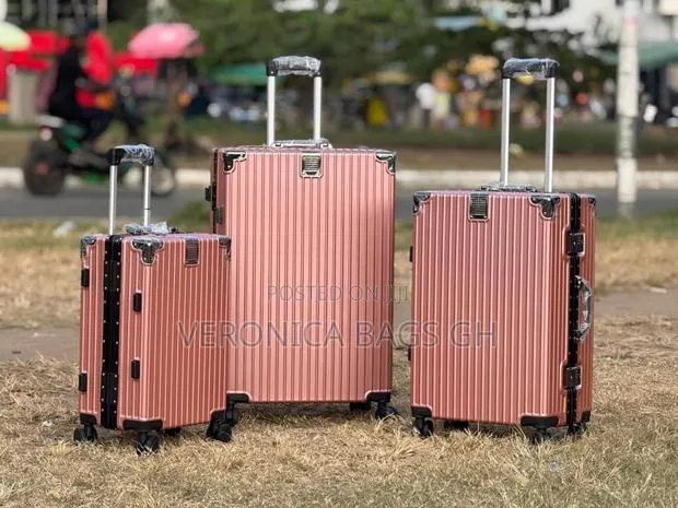 Zipless Trolley Traveling Suitcase · Photo 1