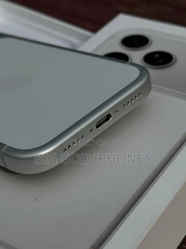Apple iPhone 17 Pro Max 256 GB Silver · Photo 1