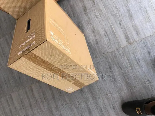 Samsung Soundbar B450f Punchy, Entertainment-Ready Audio · Photo 1