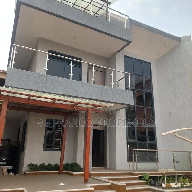 4bdrm House in Kg Franco Properties, Spintex for sale · Photo 1