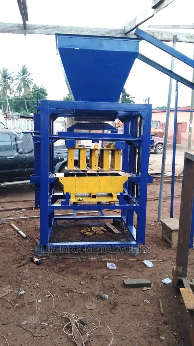Automatic Block Machine Made in Ghana · Photo 1