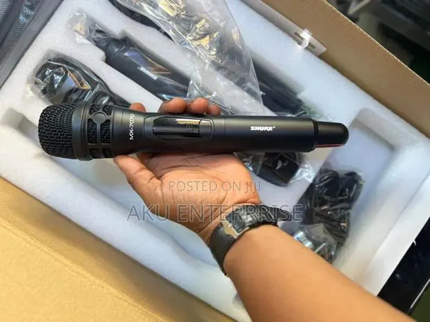 Shure MX-7070 Handheld Wireless Microphone 4-in-1 Digital · Photo 1