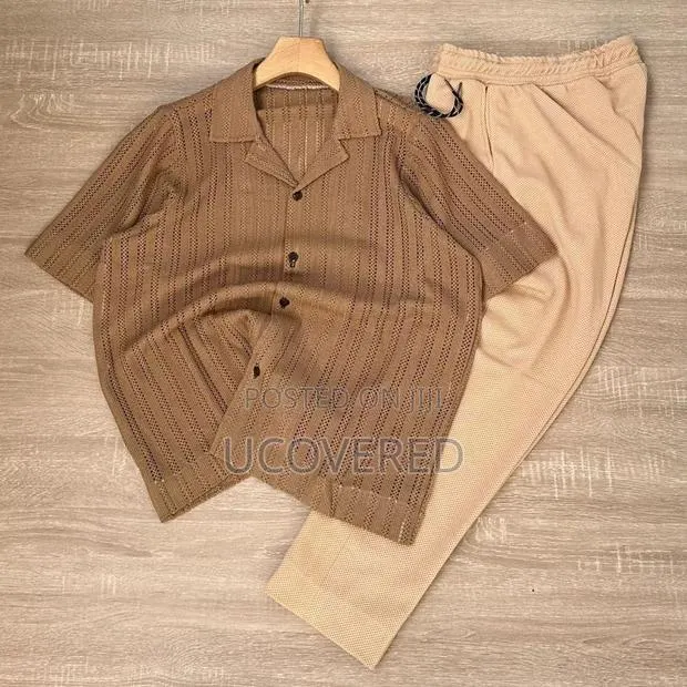 Men’S Solid Color 2 Piece Set Button Front Short Sleeve · Photo 1